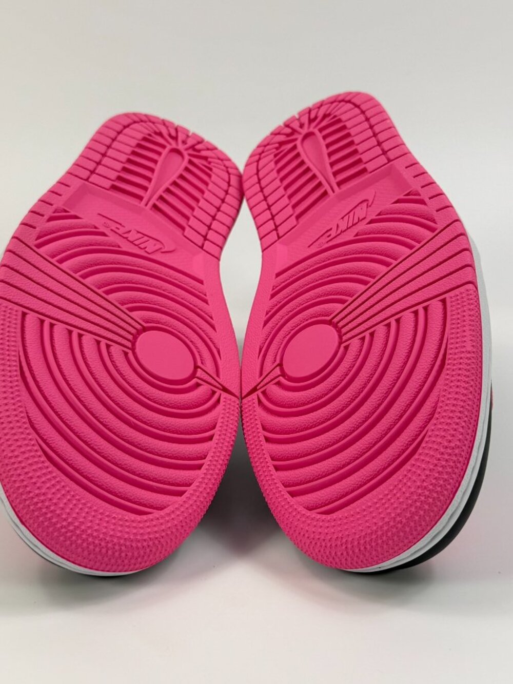 Air Jordan 1 Low Women's SE 'Pinksicle' IV2446-684 size 11 - Picture 7 of 8